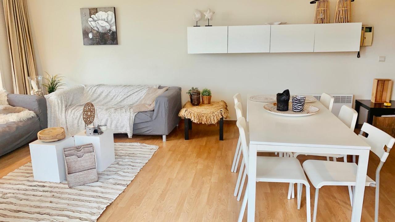 Ruim, Lichtrijk Appartement Met Groot Terras Uitstekend Gelegen In De Panne Zewnętrze zdjęcie