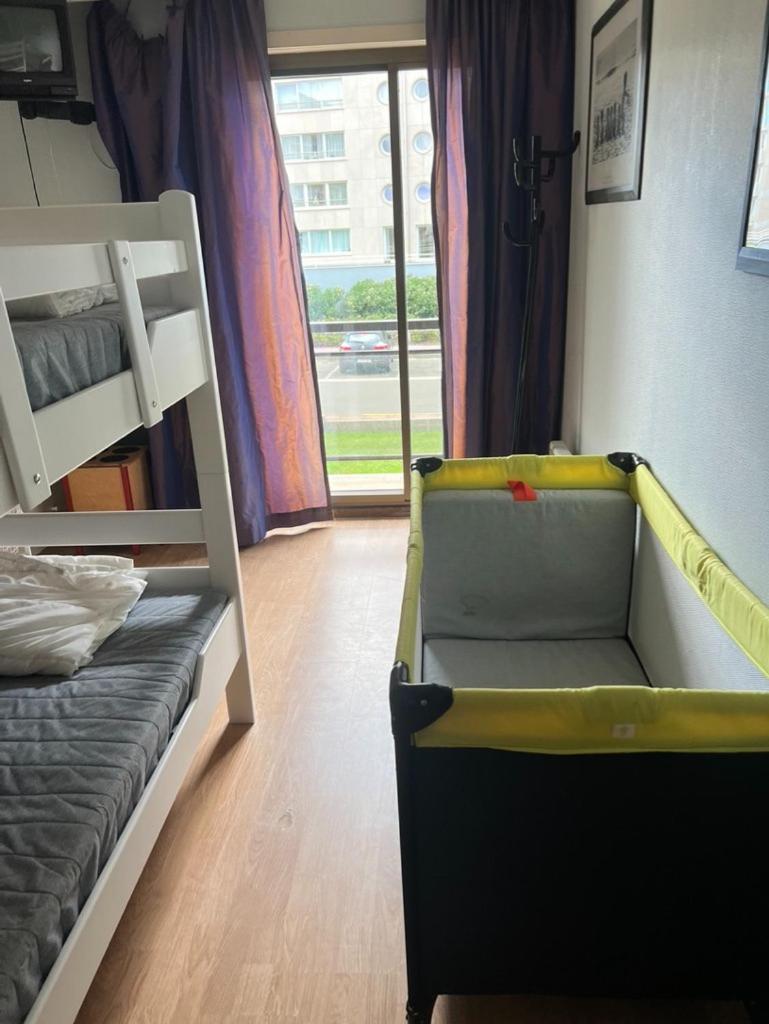 Ruim, Lichtrijk Appartement Met Groot Terras Uitstekend Gelegen In De Panne Zewnętrze zdjęcie